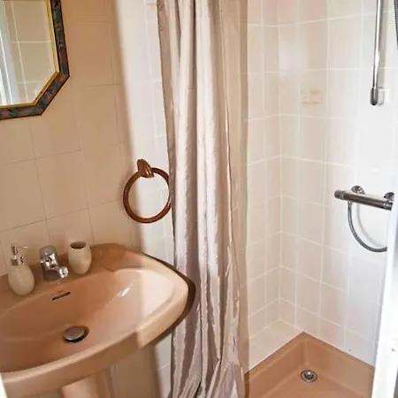 Ferienhaus La Flordeline Classe 2 Etoiles Draps Et Serviettes Non Fournis Montbazens