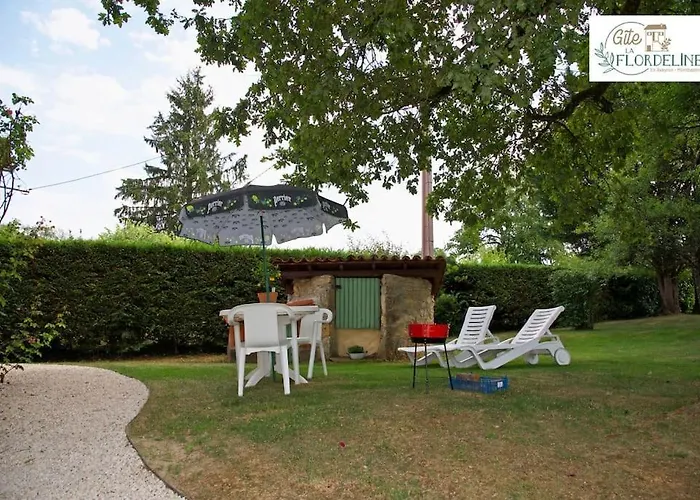 La Flordeline Classe 2 Etoiles Draps Et Serviettes Non Fournis * Montbazens