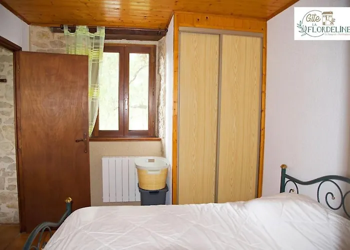 Дом отдыха La Flordeline Classe 2 Etoiles Draps Et Serviettes Non Fournis *